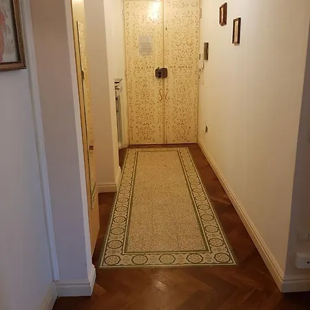 Alcova Pensjonat *